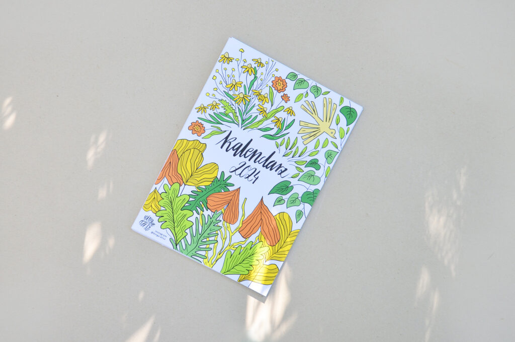 Ilustracje botaniczne, roślinne Kinga Klisz. Magiczny, kobiecy kalendarz na 2024. Do pobrania i druku za darmo! 